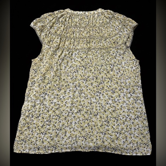 🌼 MaxStudio Sleeveless Floral Blouse – Women’s Size Large - Picture 2 of 5